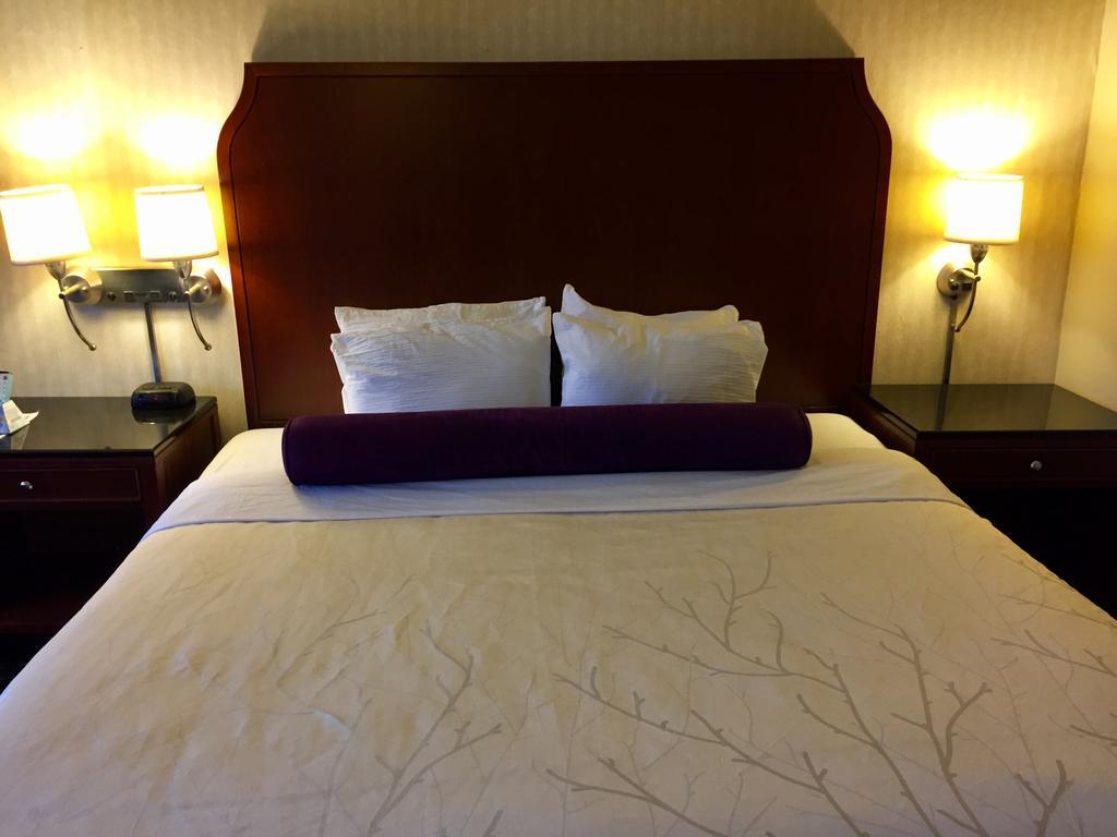 The Black Mountain Inn Brattleboro Esterno foto